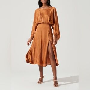 ASTR Marin Dolman Satin Amber Dress